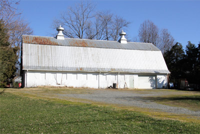 Picture of Pimmit Hills Barn
